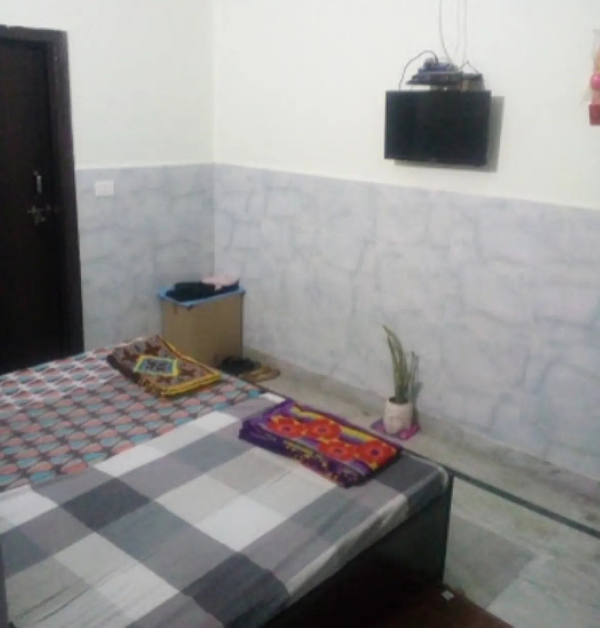 laxmi pg in Sector 38, Gurugram