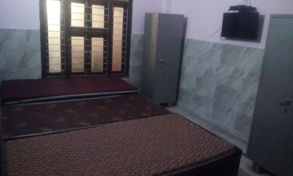 laxmi pg in Sector 38, Gurugram