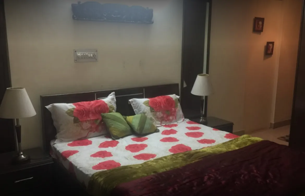 Girls Pg In Surajpur Rd, Block B, Greater Noida, U.P.