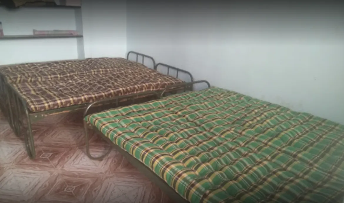 Hari Krishna Mens Pg