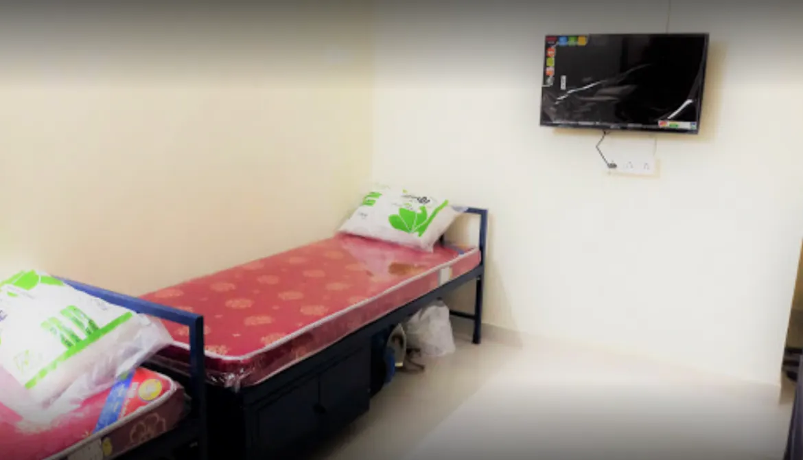 JJ Homes PG - Working Women's Hostel Near DLF