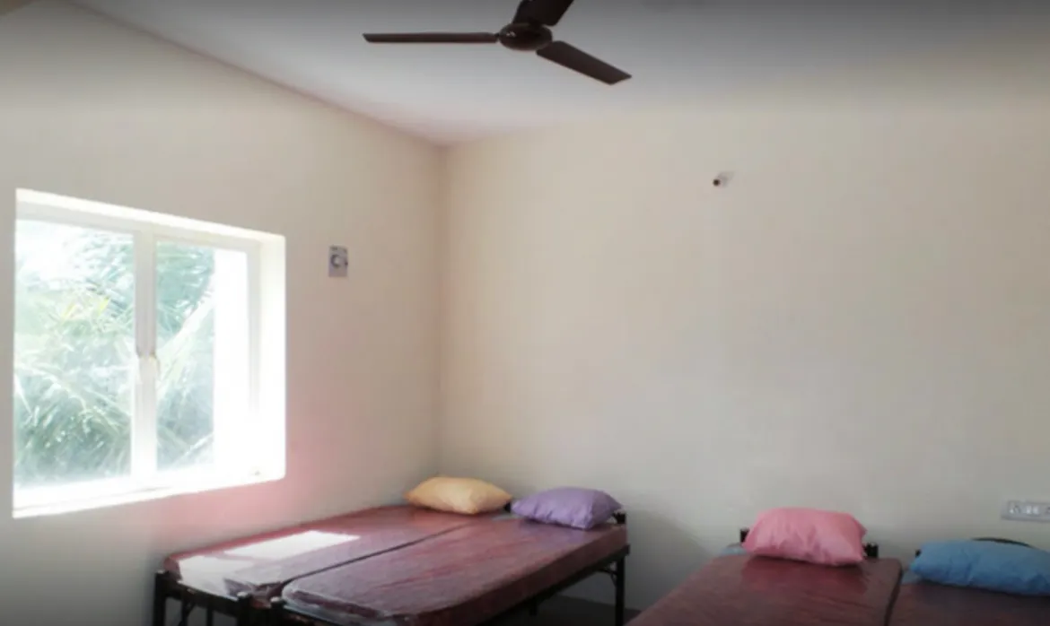 Lotus Luxury PG Services,Gents Accommodation