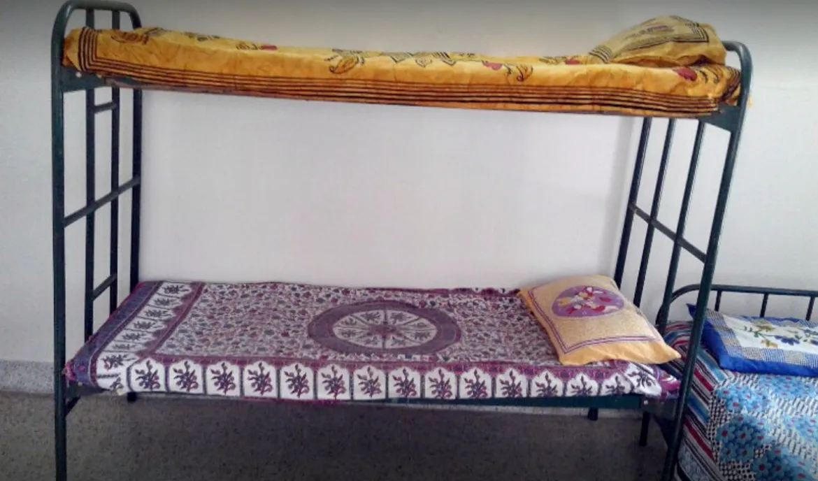 Mom care Womens Paying Guest house
