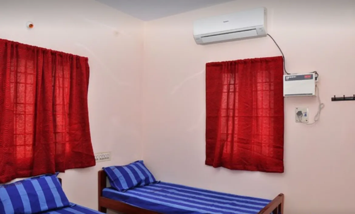 OM Madhava Womens PG center (Ladies Hostel)