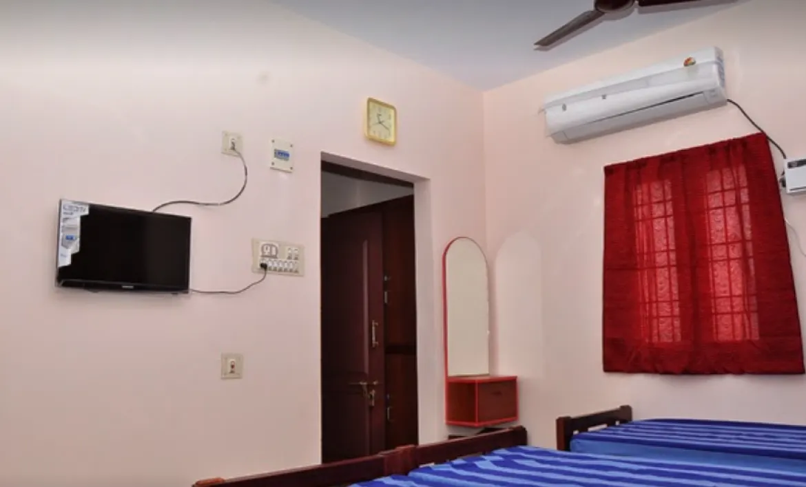 OM Madhava Womens PG center (Ladies Hostel)