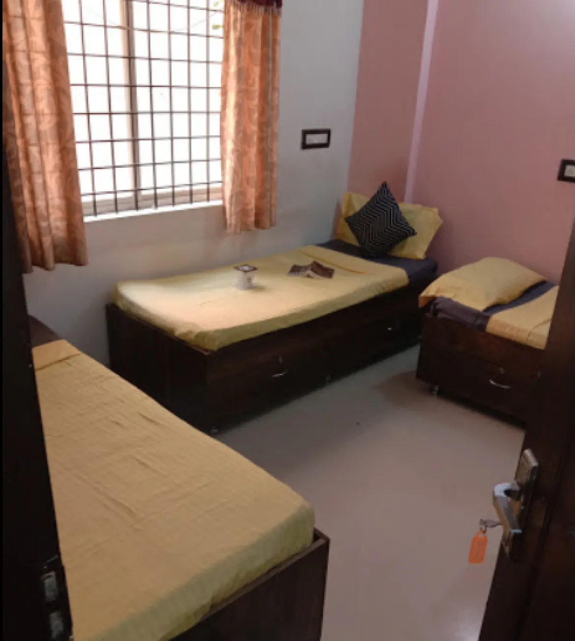 Oxford Luxury Ladies PG in Bengaluru, Karnataka