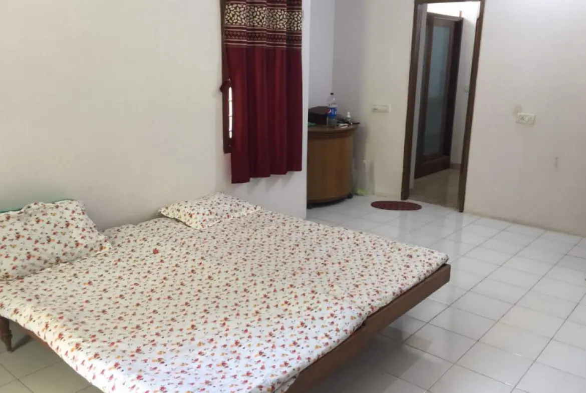 Pg for girls in Navrangpura, Ahmedabad, Gujarat