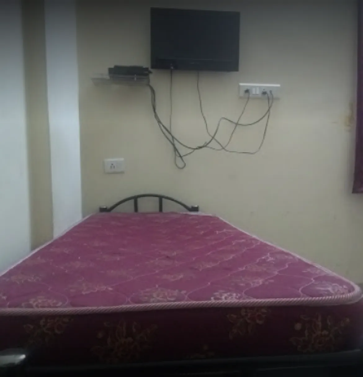 RR PG For LADIES in Bengaluru, Karnataka