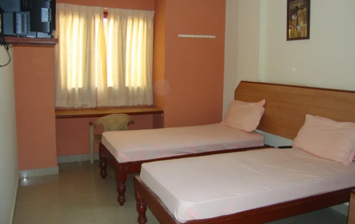 Raj Pristine (PG For Working MEN) in Bengaluru, Karnataka