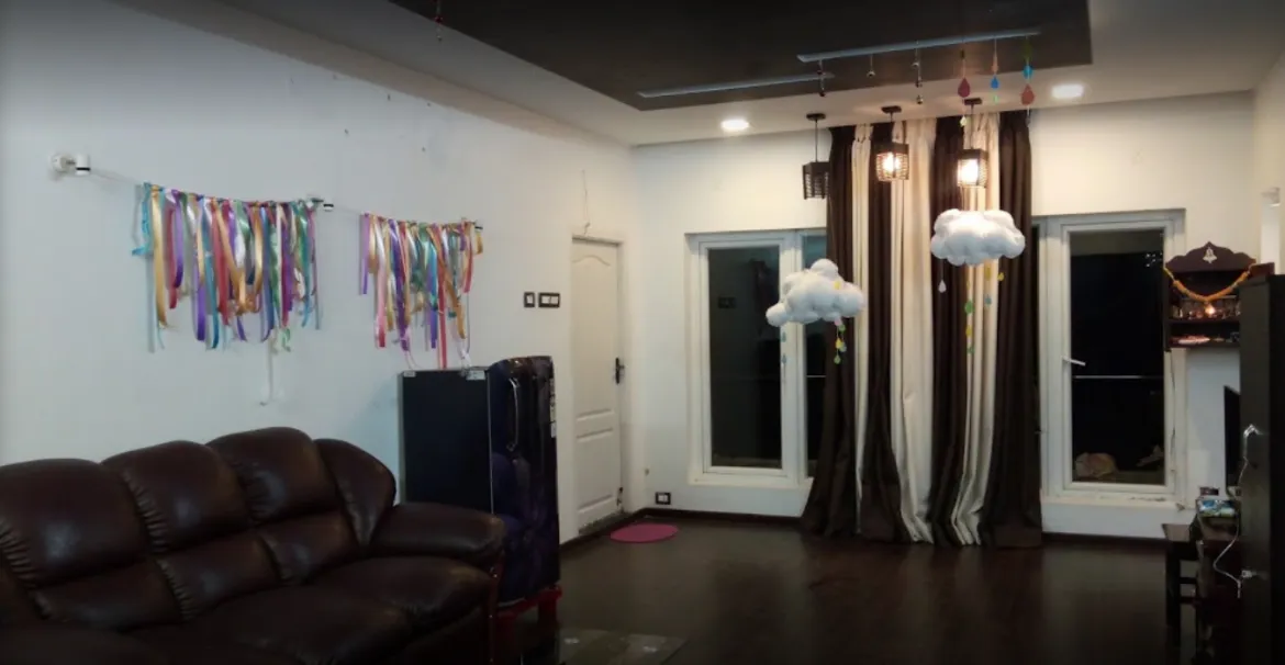 Seethal Ladies Hostel Sholinganallur | Ladies PG Sholinganallur