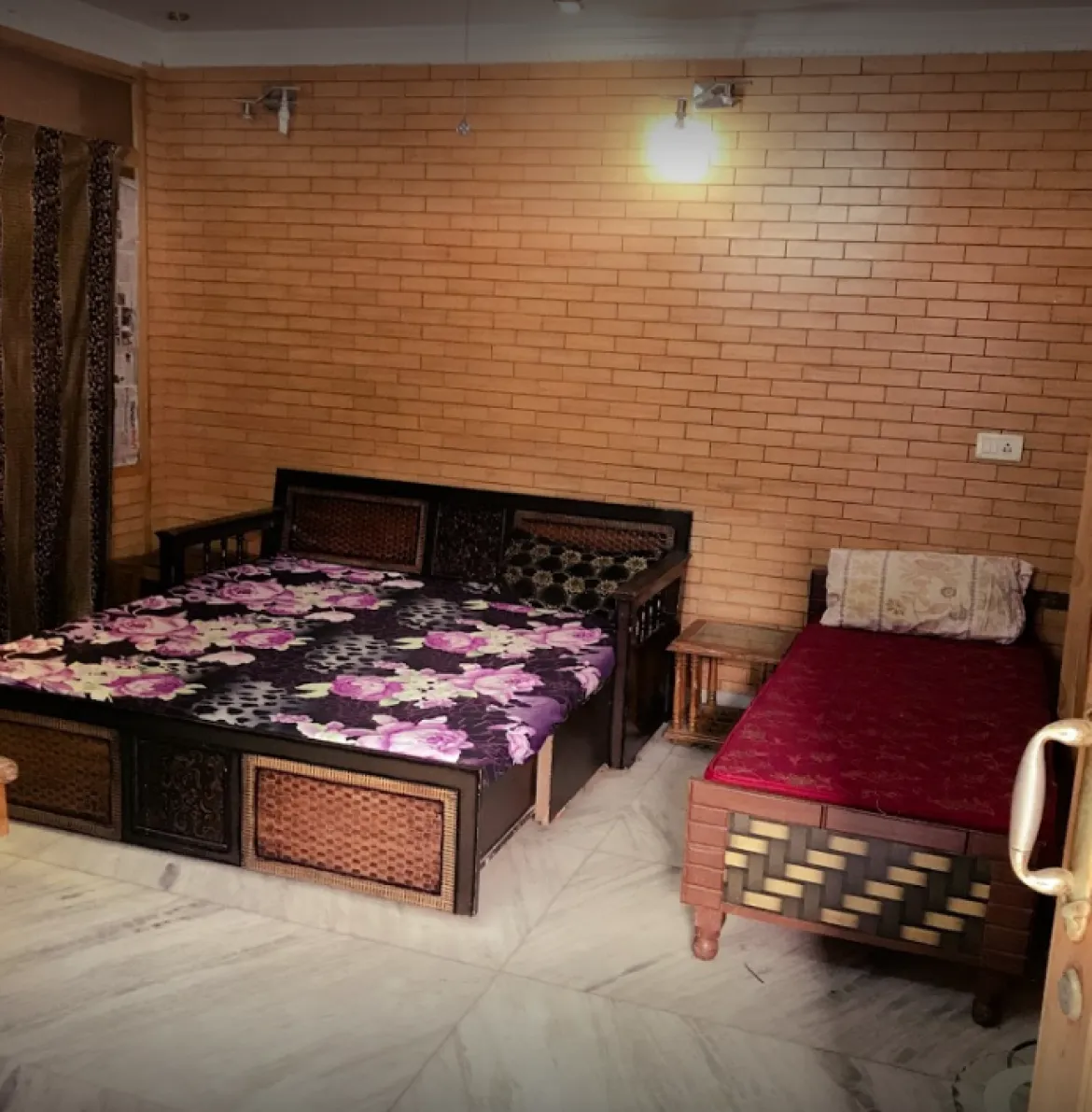 Sethi PG Service's (PG in Chandigarh)