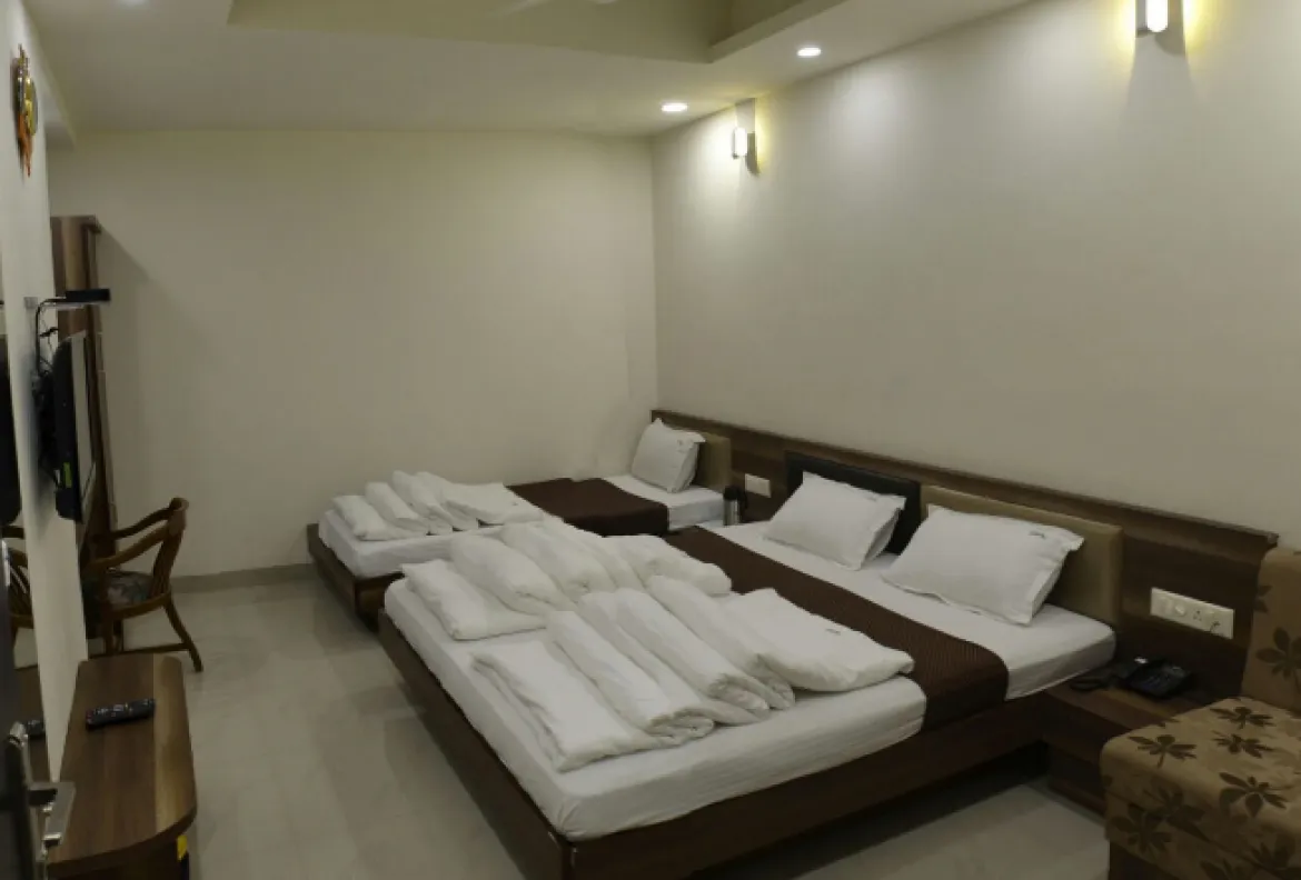 Smart Rooms By Hotel Shree Vatika in Bhopal, Madhya Pradesh