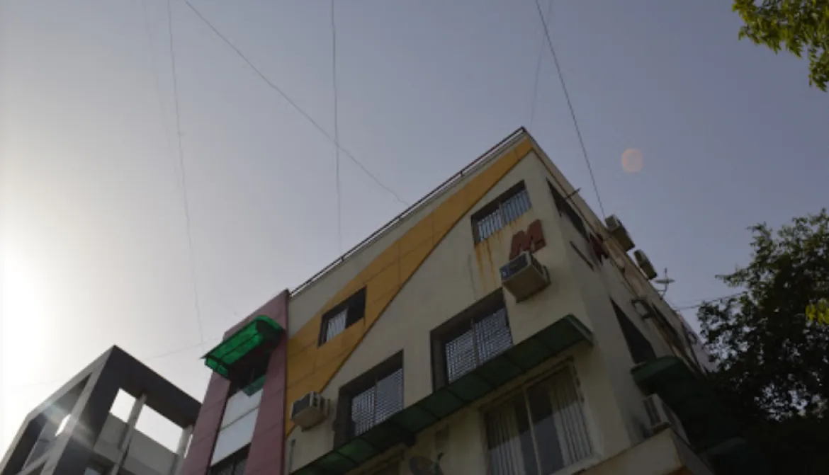 Sunny's pg & hostel in  Navrangpura, Ahmedabad, Gujarat