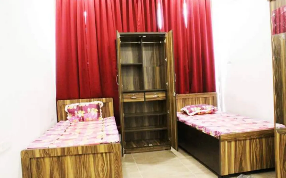 The nest comfort pg for girls in Ambawadi,Ahmedabad,Gujarat