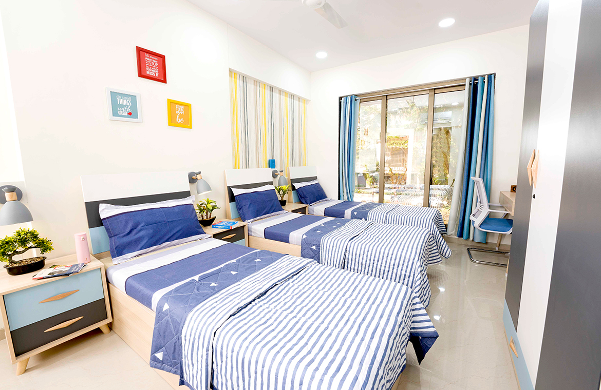 Urban Nest boys & girls hostel in Viman Nagar , Pune
