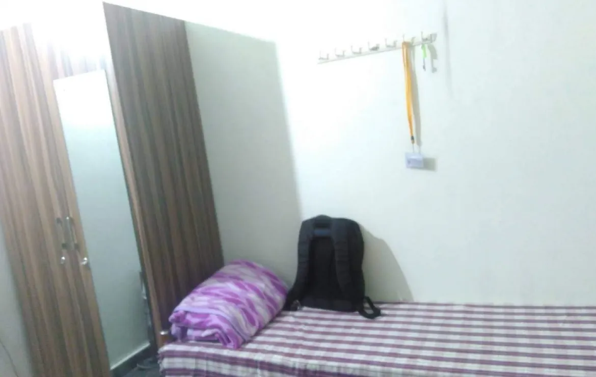 VBS PG FOR LADIES in Adugodi, Bengaluru