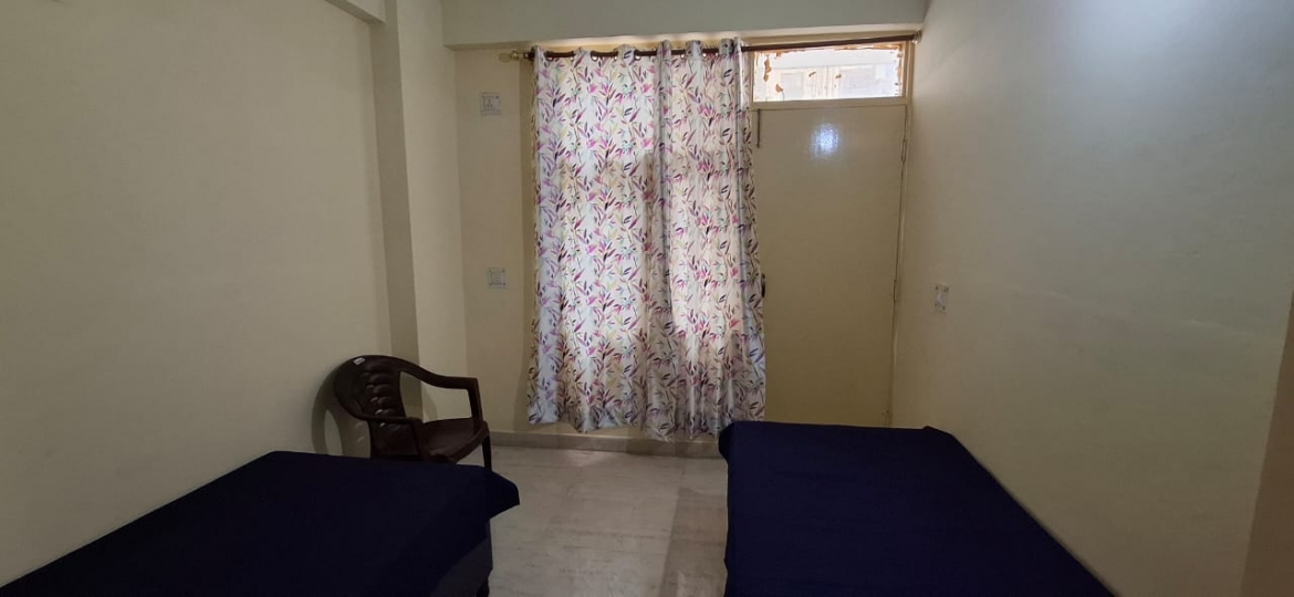 Girls PG in IMT Faridabad near sector 68, 69, 70