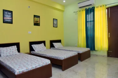 Divine Livings  Boys PG in Sector-46 Gurgaon