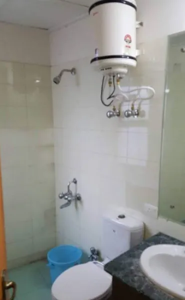 Boys PG in Sector 28 near iffco chowk and saraswati vihar MG Road Metro station