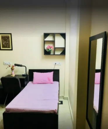 Shiv Kripa Girls PG in Karol Bagh New Delhi