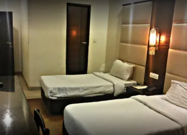 Vardhman Girls' PG in Karol Bagh New Delhi