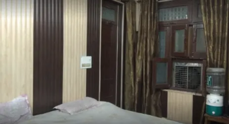 Shaina Boys PG in Rani Bagh Pitampura Delhi