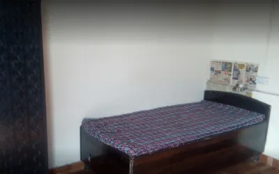 PG for girls in Hudson Lane GTB Nagar Delhi