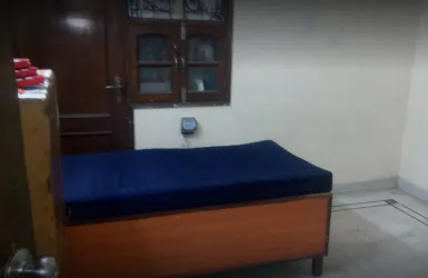PG for girls in Hudson Lane GTB Nagar Delhi