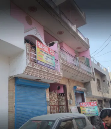 Rahul P.G. IN Sector 4, Ballabhgarh, Faridabad