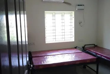 Vishvas Professional Stays / PG