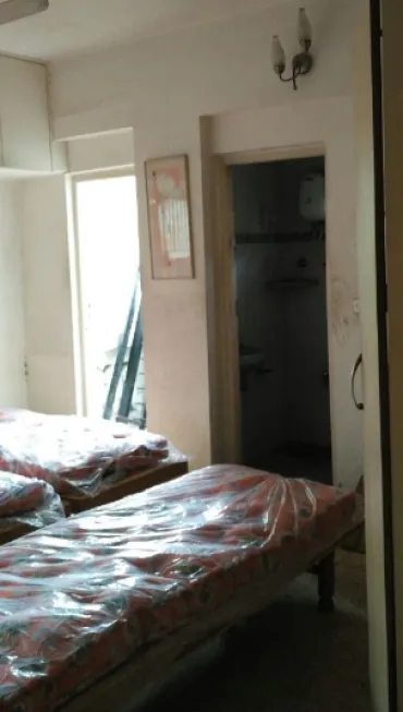 Aavkar pg & hostel in  Navrangpura, Ahmedabad, Gujarat