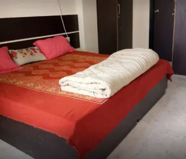 Boys PG accommodation at sector 19 noida (No Brokerage)
