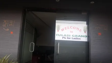 Tulasi Executive Ladies PG