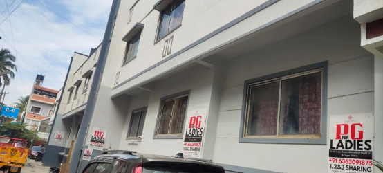 Femme retreat luxury ladies PG in RK Hegde Nagar, Bengaluru, Karnataka