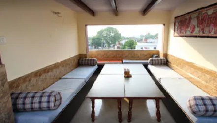 Friends Guest House & Hostel - Agra