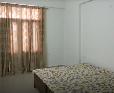 Girl's PG in Sector 77, Noida, Uttar Pradesh