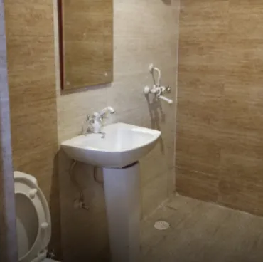 Girl's PG in Sector 77, Noida, Uttar Pradesh