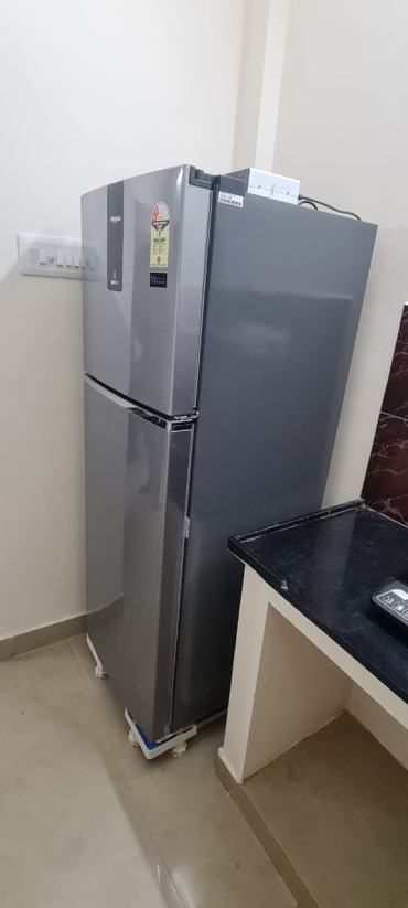 Shanjay Stays Mens Hostel In Porur, Chennai