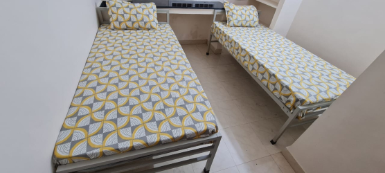 Shanjay Stays Mens Hostel In Porur, Chennai