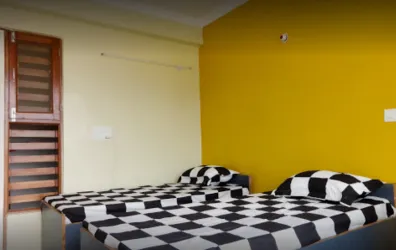 Lotus Girls Pg in sector 62 Behind D Park, Noida, Uttar Pradesh