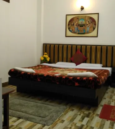 MAX GUEST HOUSE