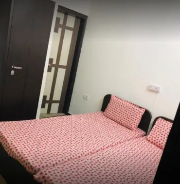 Majestic Girls Pg in Sector 19 Noida