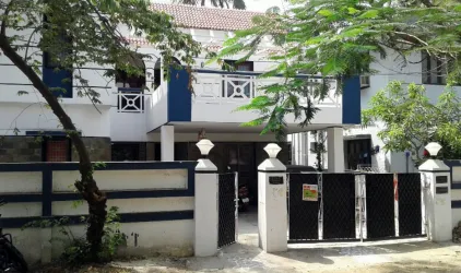 Mom care Womens Paying Guest house