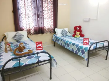 Nap rooms paying guest royal market Ahmedabad, Gujarat