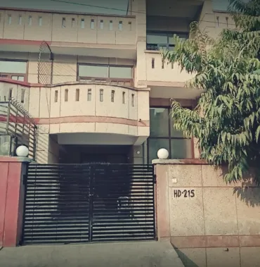 Numero Uno Home PG C Block, Sector 36, Noida, Uttar Pradesh