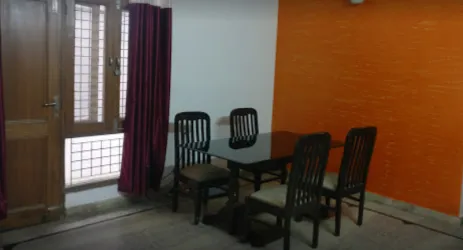 OM SAI RAM PG for boys and girls in Sector 4, Vaishali, Ghaziabad, UP