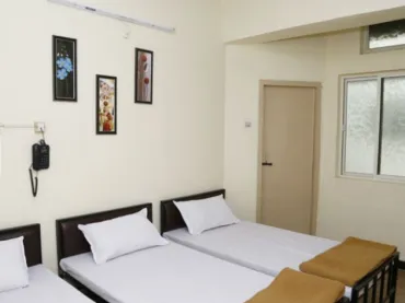 PAYING GUEST ( PG ) NOIDA