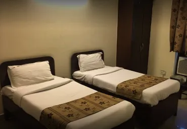 PHS Girls PG in Pocket A, Sector 53, Noida, Uttar Pradesh