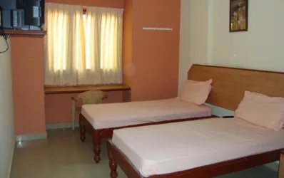 Raj Pristine (PG For Working MEN) in Bengaluru, Karnataka