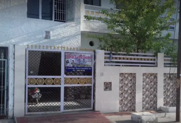 Royal Girls Hostel in Agra
